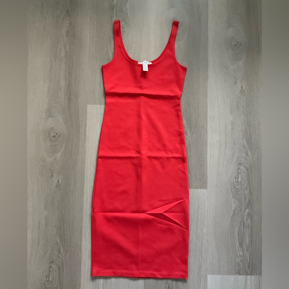 NWOT- Forever21 Midi Bodycon Dress